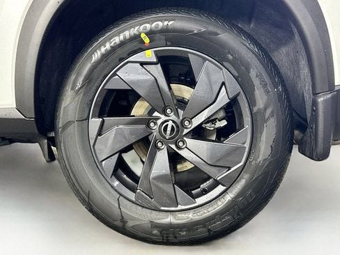 New 2026 Nissan Rogue SV w/ Cold Weather Package image 25