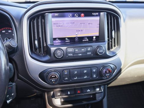 Used 2015 GMC Canyon SLE w/ SLE Convenience Package image 14