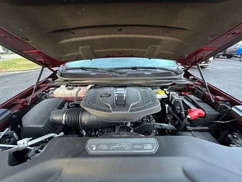 Used 2024 Jeep Wagoneer Series III w/ Premium Group I image 17