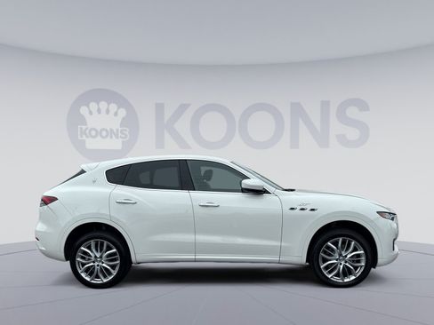 Used 2022 Maserati Levante GT AWD/4WD image 8