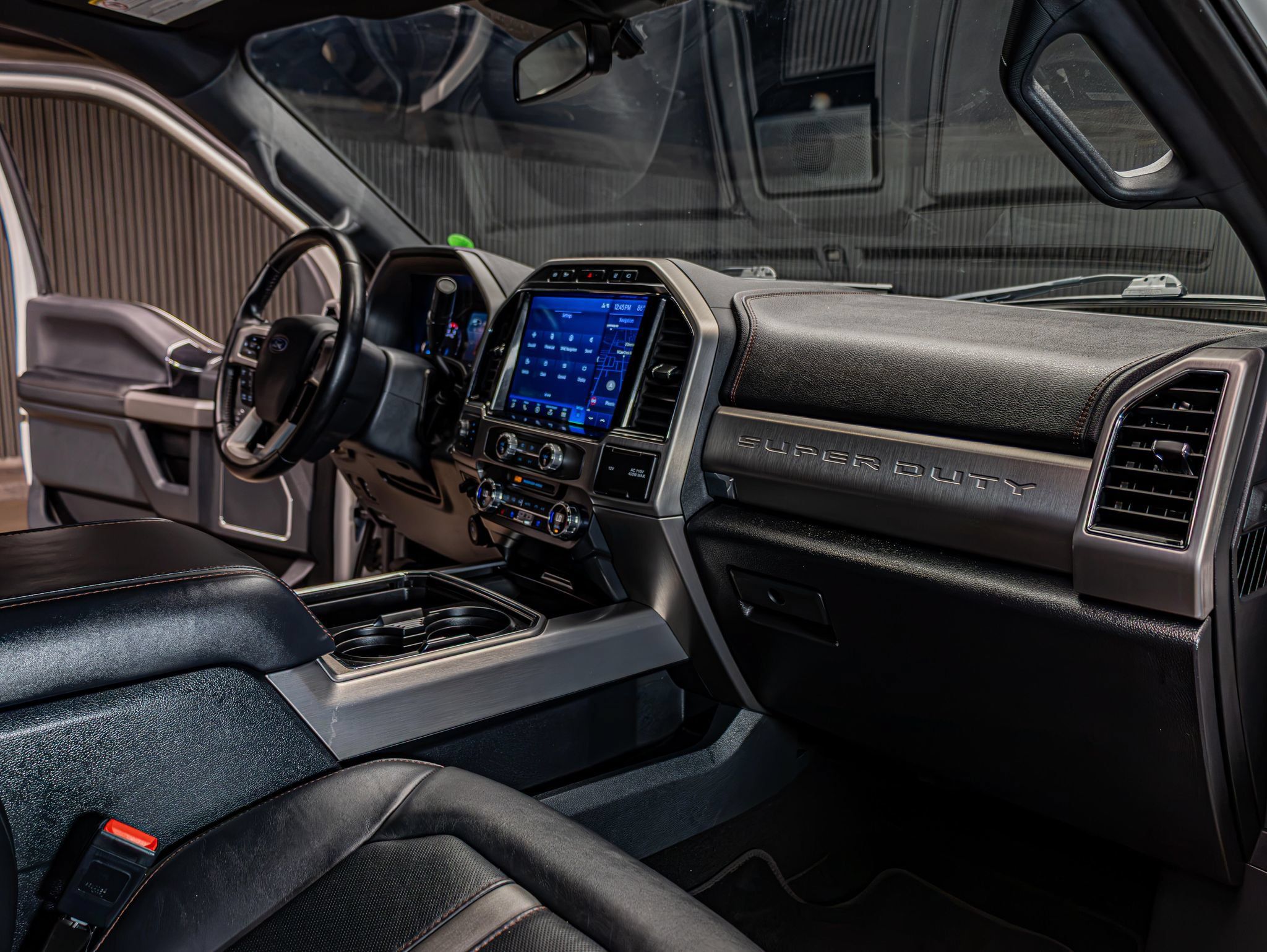 Used 2022 Ford F450 Platinum AWD/4WD image 17