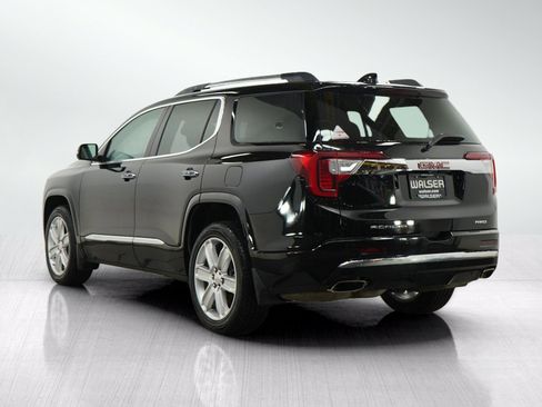 Used 2023 GMC Acadia Denali w/ Denali Ultimate Package AWD/4WD image 3