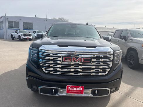 Used 2024 GMC Sierra 1500 Denali w/ Denali Reserve Package image 6