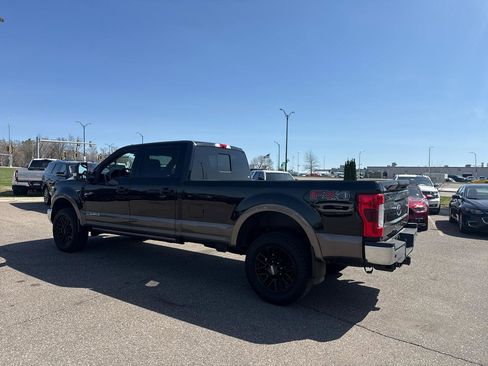 Used 2019 Ford F350 Lariat w/ Lariat Ultimate Package AWD/4WD image 3