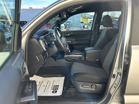 Certified 2023 Toyota Tacoma TRD Off-Road image 14