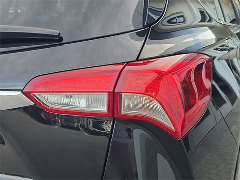 Used 2019 Buick Envision Essence image 8