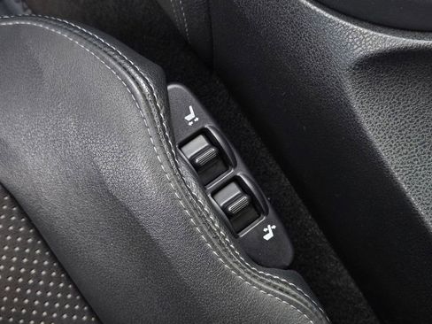 Used 2020 Nissan 370Z Touring Sport image 21