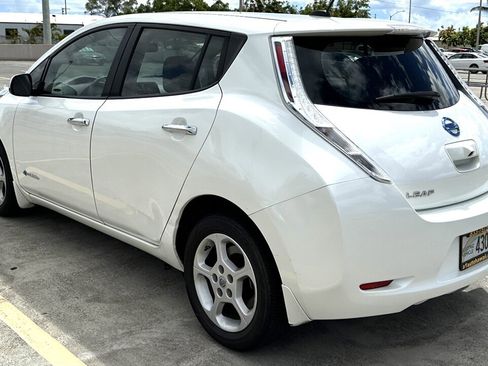 Used 2013 Nissan Leaf SV w/ LED & Quick Charge Pkg image 3