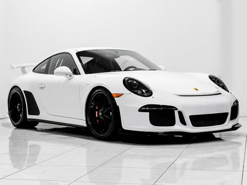 Used 2015 Porsche 911 GT3 image 6
