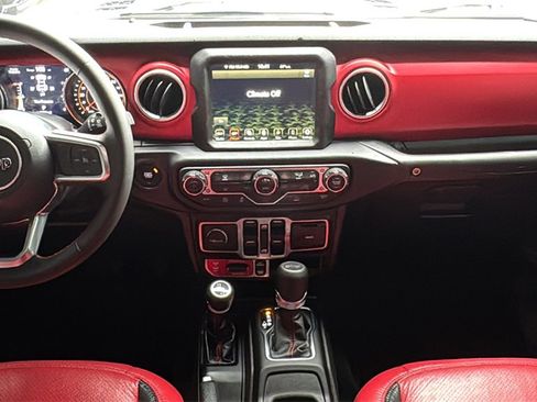 Used 2023 Jeep Wrangler Unlimited Rubicon image 11