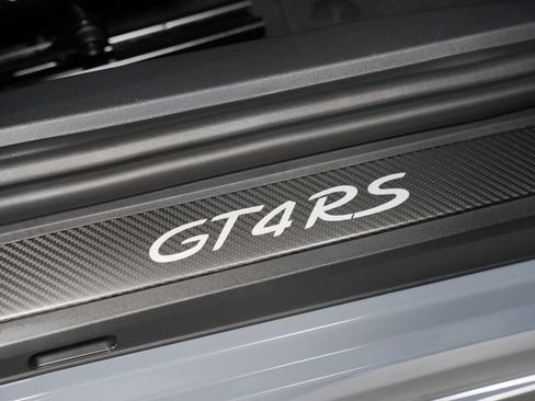 Used 2023 Porsche 718 Cayman GT4 RS RWD image 42