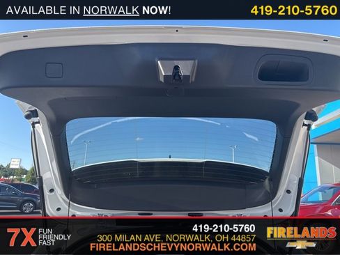 New 2025 Chevrolet Trax LT w/ Sunroof Package image 40