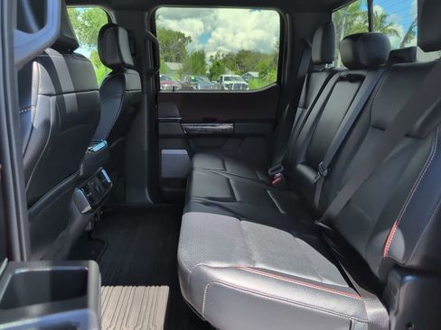 Used 2022 Ford F150 Lariat w/ Equipment Group 502A High image 12