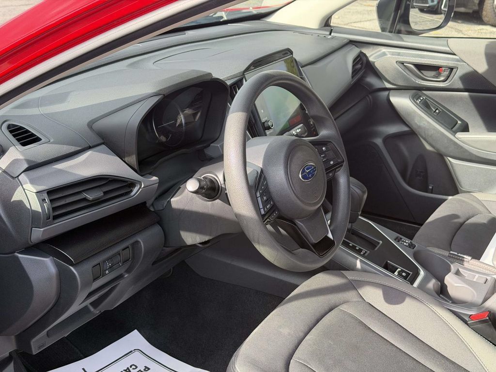 Used 2025 Subaru Crosstrek 2.5i Premium AWD/4WD image 19