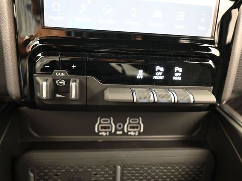 Used 2025 RAM 1500 Lone Star AWD/4WD image 30