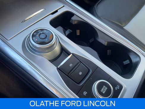 Used 2023 Ford Explorer XLT w/ Equipment Group 202A image 12