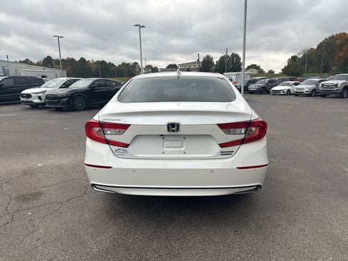 Used 2022 Honda Accord Touring image 4