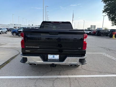 Used 2024 Chevrolet Silverado 1500 LT AWD/4WD image 4