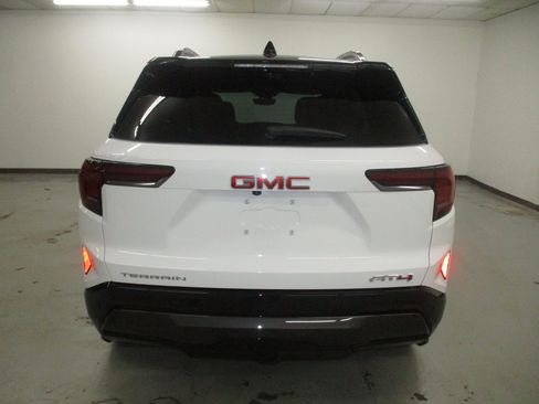 New 2026 GMC Terrain AT4 w/ Convenience Package III AWD/4WD image 10