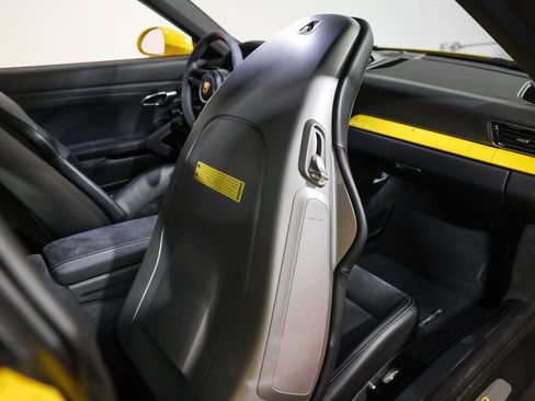 Used 2018 Porsche 911 GT3 w/ Sport Chrono Package image 27