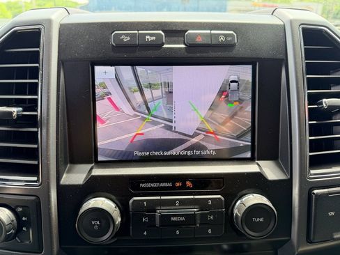 Used 2019 Ford F150 XLT w/ Equipment Group 302A Luxury AWD/4WD image 5