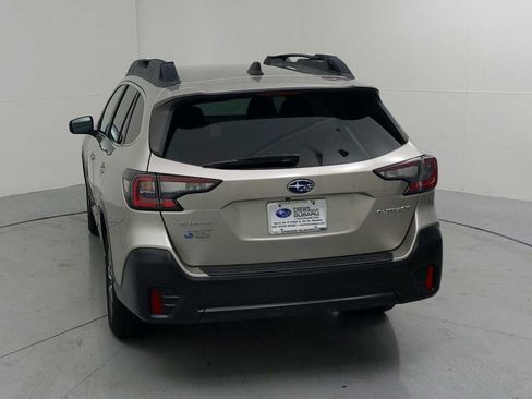 Used 2020 Subaru Outback Premium w/ Popular Package #1 AWD/4WD image 8