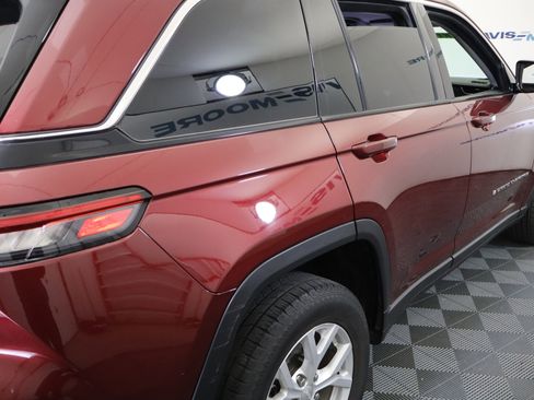 Used 2023 Jeep Grand Cherokee Limited image 7