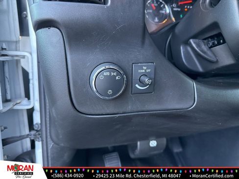Used 2018 Chevrolet Express 2500 w/ Driver Convenience Package image 13