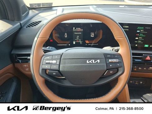 New 2026 Kia Sportage X-Line w/ X-Line Premium Package AWD/4WD image 17