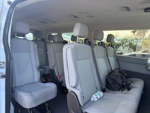 Used 2017 Ford Transit 350 XLT image 9