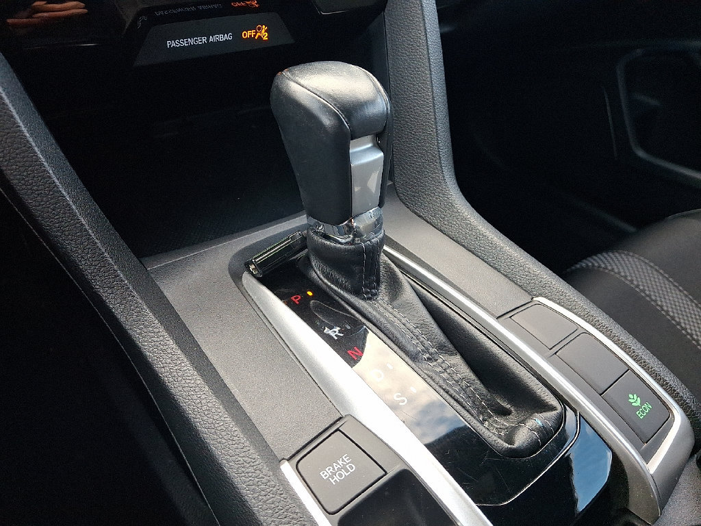 Used 2020 Honda Civic Sport image 13