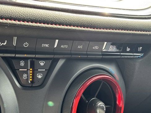 Used 2019 Chevrolet Blazer RS AWD/4WD image 40
