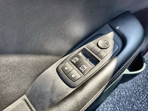 Used 2016 Dodge Challenger SRT Hellcat image 21