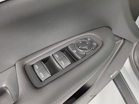 Certified 2025 Cadillac XT5 Luxury FWD image 19