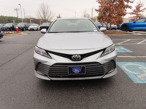 Used 2023 Toyota Camry LE image 2