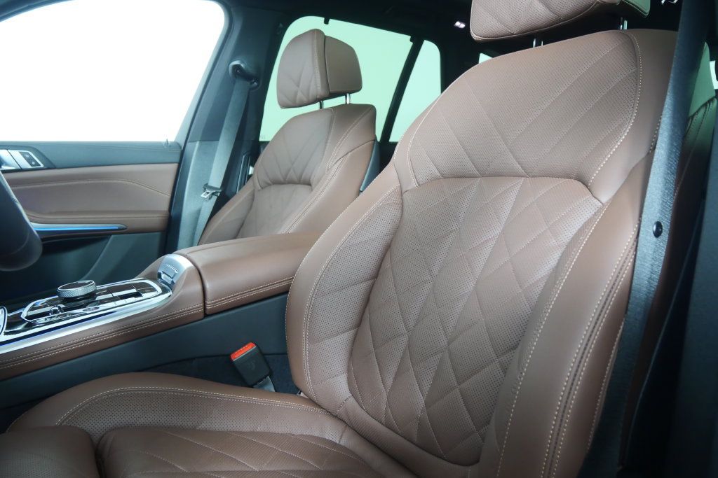 Certified 2026 BMW X5 M60i w/ Executive Package AWD/4WD image 10