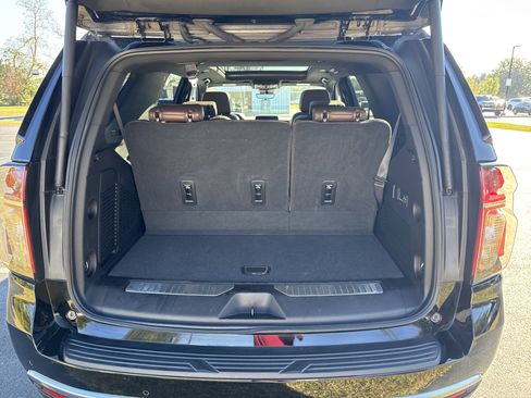 Used 2024 Chevrolet Tahoe High Country image 41
