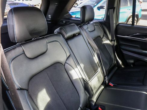 Used 2022 Jeep Grand Cherokee Trailhawk image 29