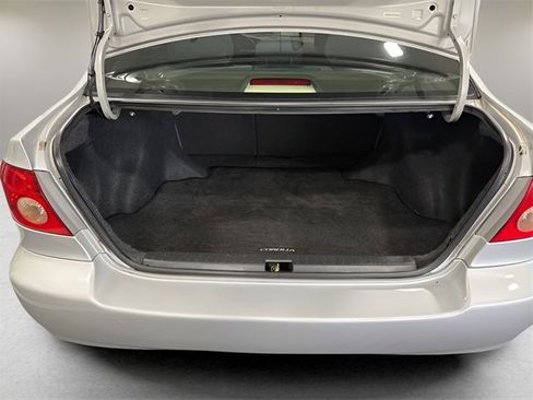 Used 2006 Toyota Corolla image 29