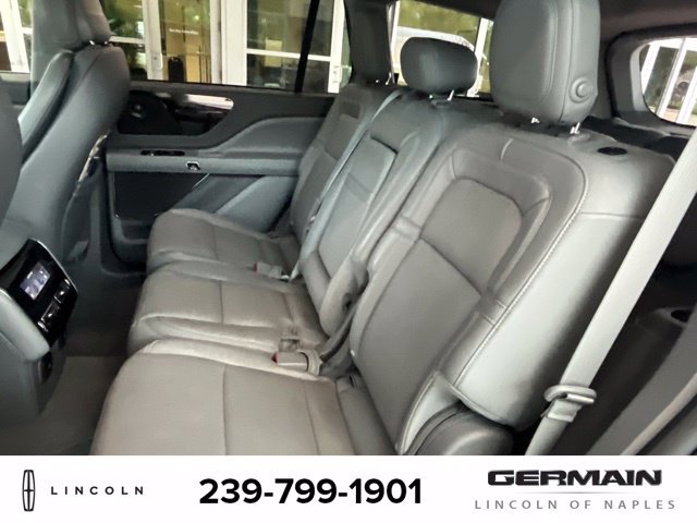 Used 2020 Lincoln Aviator Reserve w/ Equipment Group 201A RWD image 15