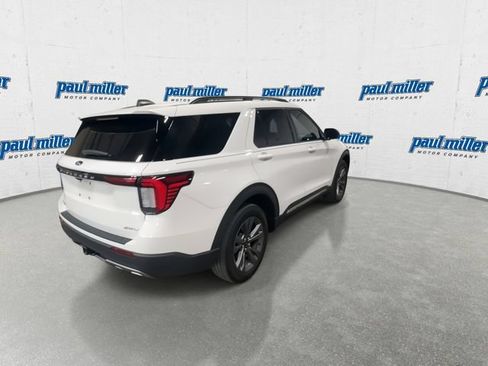 Used 2025 Ford Explorer Active w/ Active Comfort Package AWD/4WD image 12