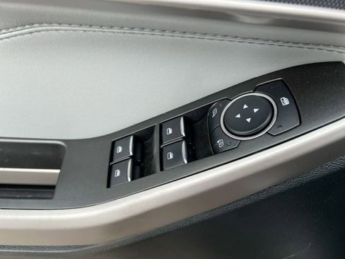 Used 2024 Ford Explorer XLT w/ Equipment Group 202A image 17