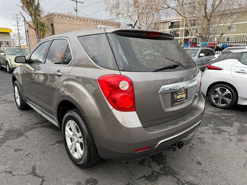 Used 2010 Chevrolet Equinox LS image 7
