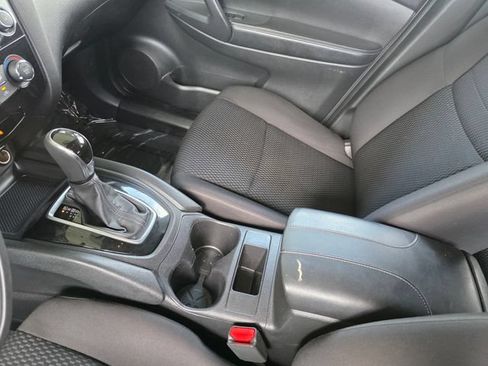 Used 2019 Nissan Rogue Sport S AWD/4WD image 28