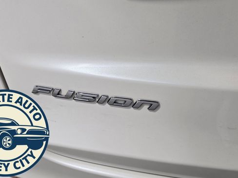 Used 2020 Ford Fusion Titanium image 29