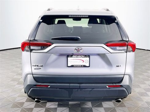 Used 2025 Toyota RAV4 XLE w/ Convenience Package image 7