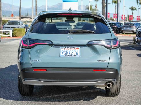 Used 2025 Honda HR-V Sport image 8