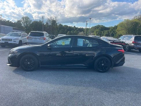 Used 2025 Toyota Camry SE w/ Multimedia Upgrade Package FWD image 2
