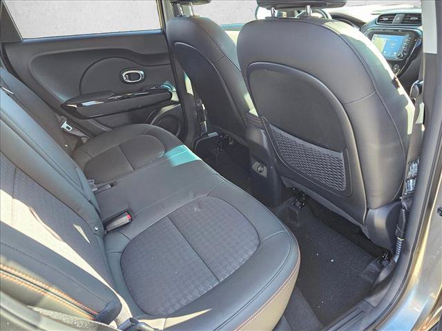 Used 2018 Kia Soul ! w/ Tech Package FWD image 14