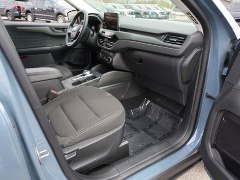 Used 2024 Ford Escape Active AWD/4WD image 30